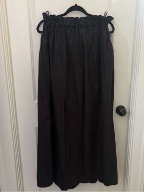 Black Poplin Skirt